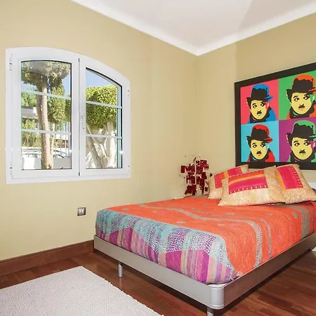 Villa Puerto Del Carmen Sleeps 5 Air Con Wifi